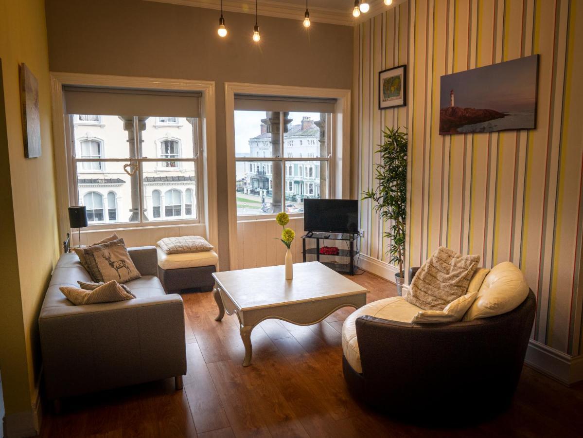Cornerhouse Apartments Λαντούντνο Εξωτερικό φωτογραφία