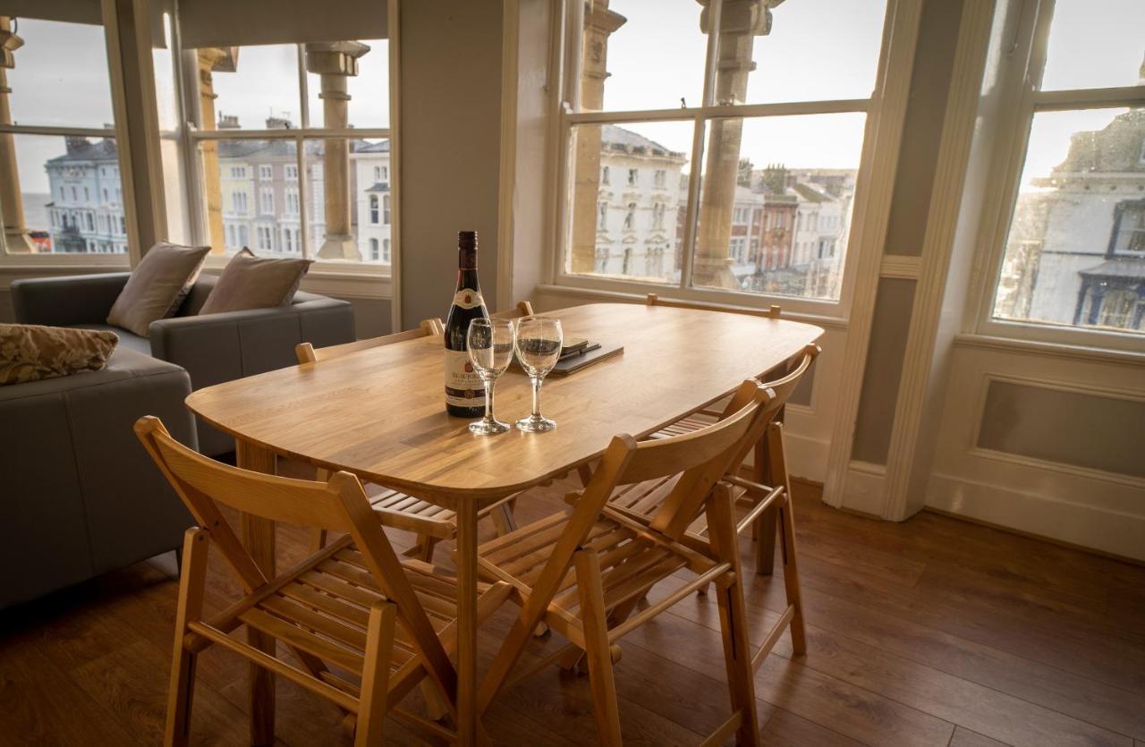 Cornerhouse Apartments Λαντούντνο Εξωτερικό φωτογραφία