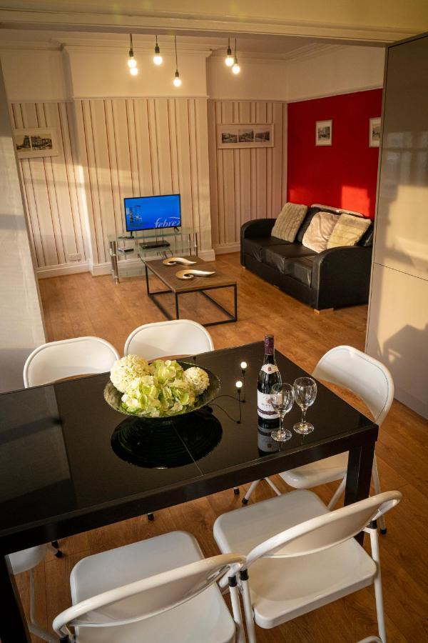 Cornerhouse Apartments Λαντούντνο Εξωτερικό φωτογραφία